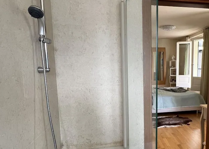 Villa Serra Boutique & *