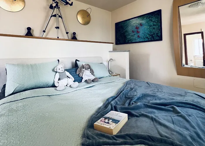 Villa Serra Boutique & *